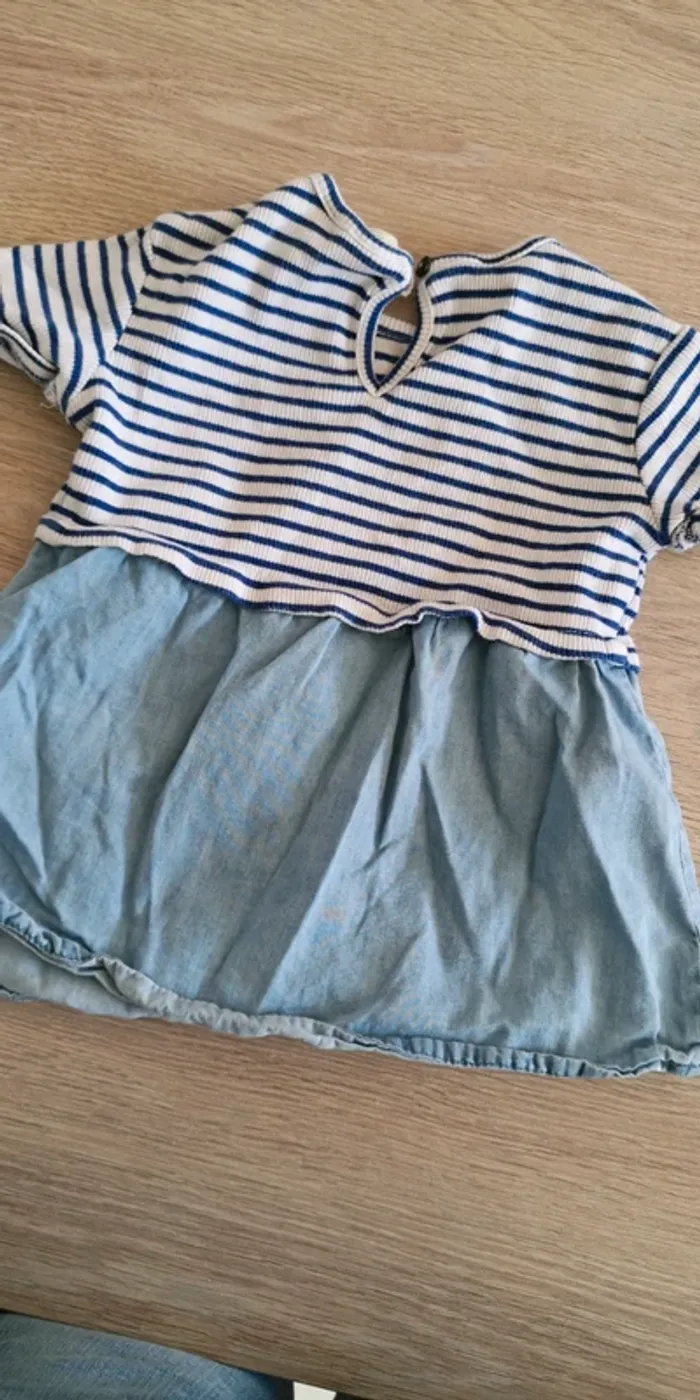 Robe 9 mois - photo numéro 2