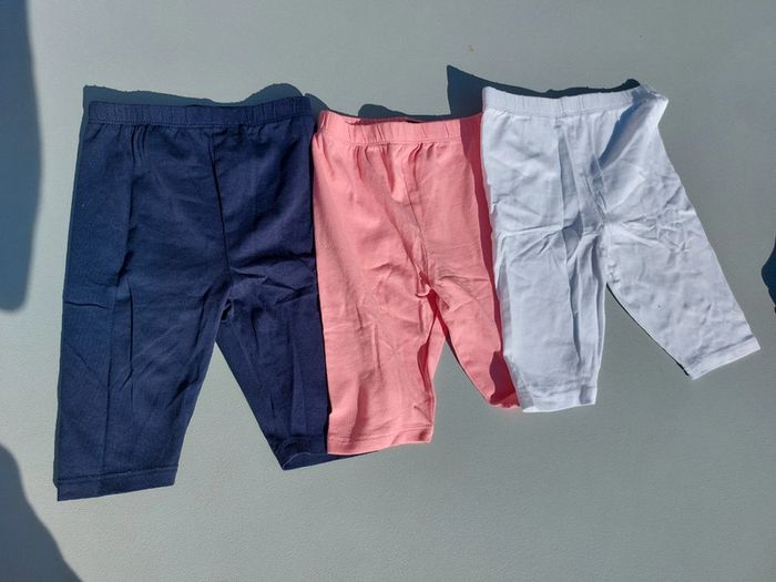 Lot 3 leggings courts 2 ans