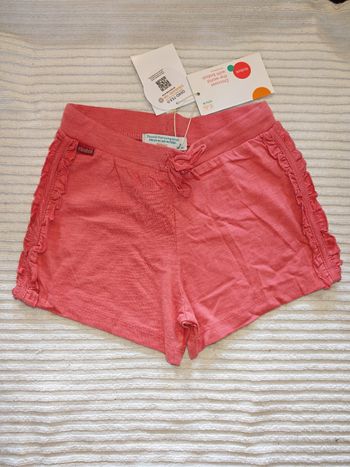 Short boboli 8 ans neuf 