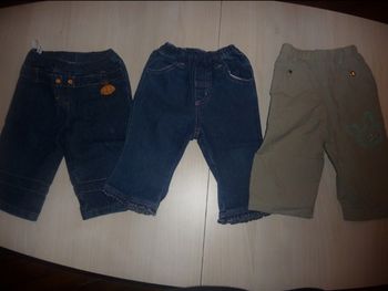 Lot de 3 pantalons taille 12 mois