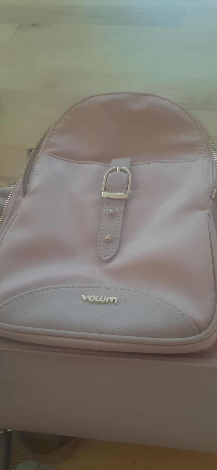 Petit sac à dos main rose poudré