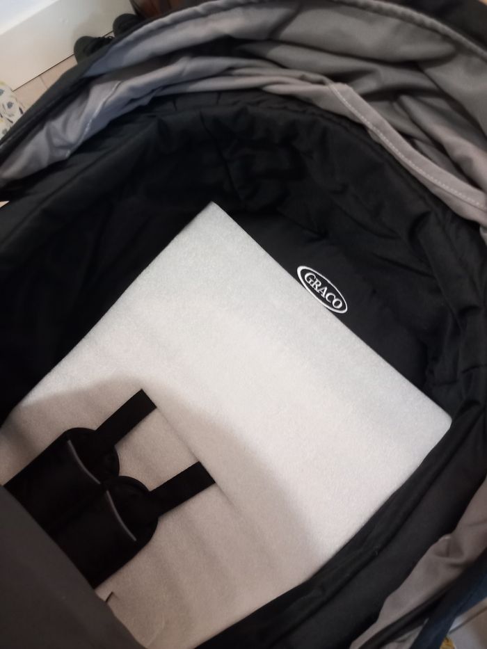 Poussette nacelle 2 en 1 (neuve) - photo numéro 4