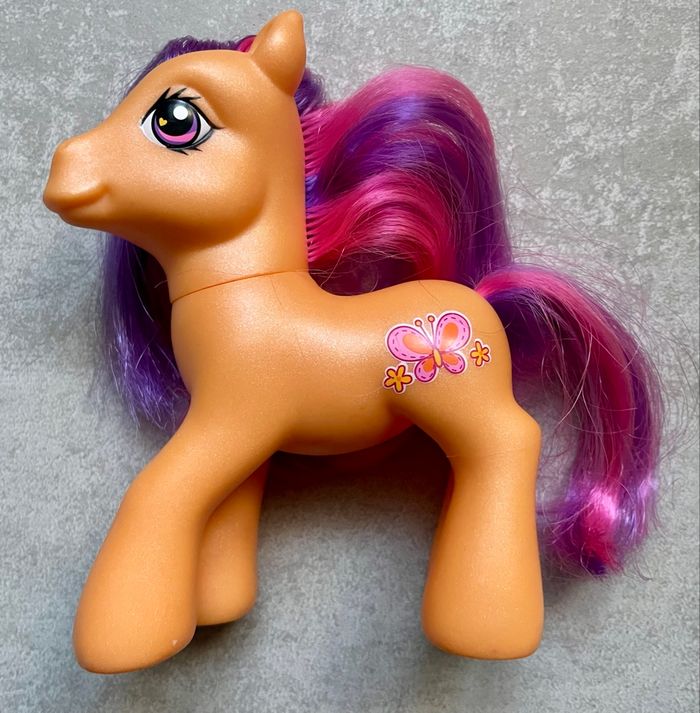 Figurine Little pony 2007 - photo numéro 2