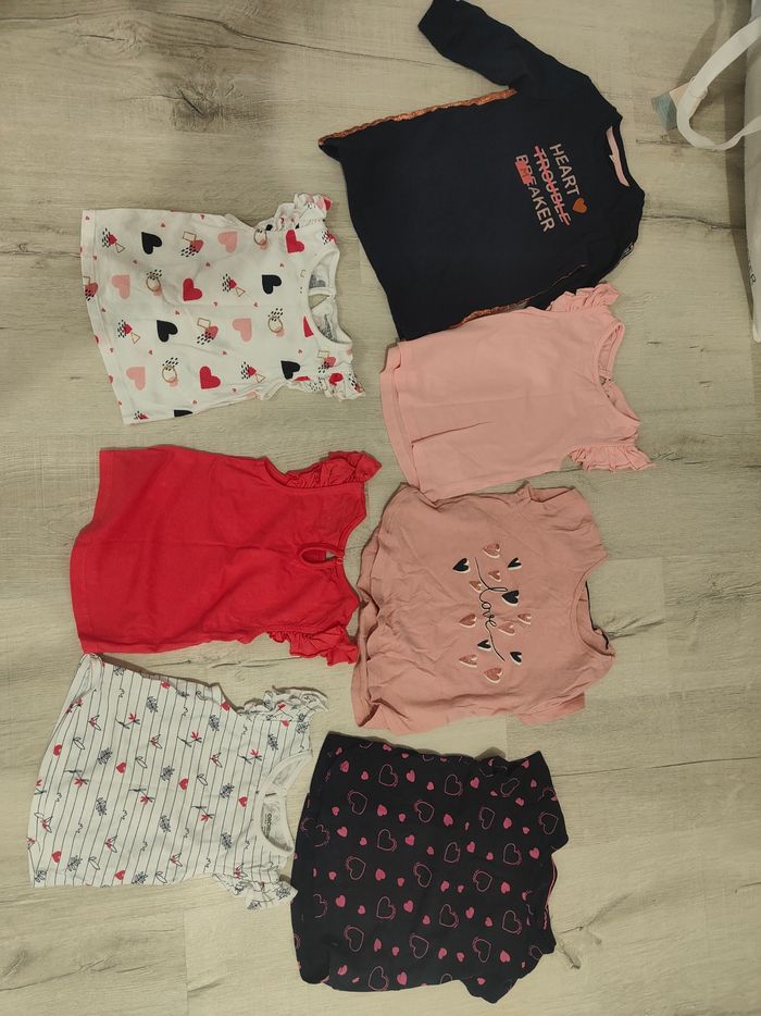 Lot 40 vêtements fille 18-24mois - photo numéro 3