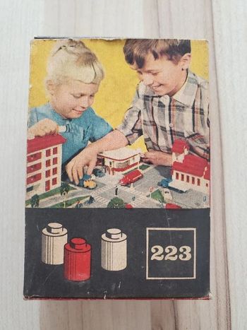 Boîte Lego system 223 vintage