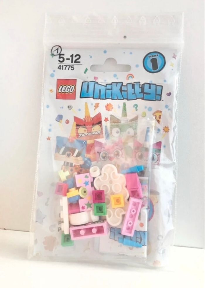 Lego Série 1 Unikitty (Réf. 41775) - Licorne nº1 Arc-en-Ciel
