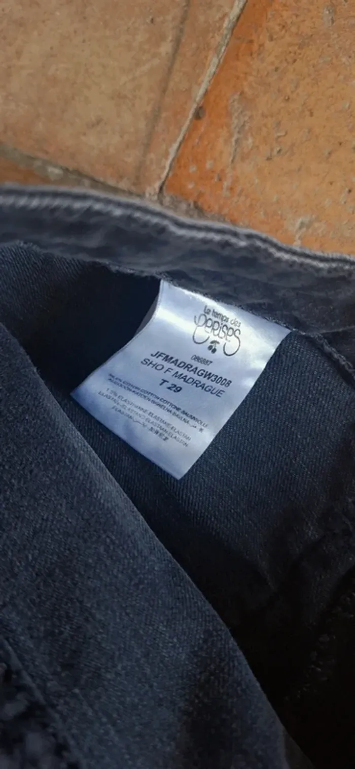 🖤 Short Madrague – Le Temps des Cerises – Jean noir – Taille 29 – Très bon état - photo numéro 6