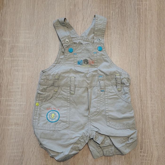 Ensemble Salopette et tee shirt bébé 1 mois