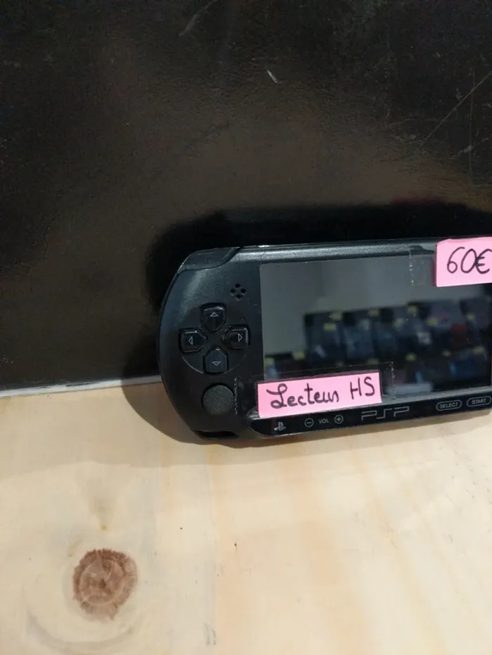 PlayStation Portable - Lecteur HS - photo numéro 2