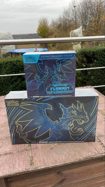 UPC dracaufeu + ETB me2