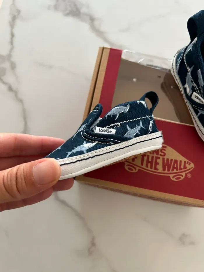 Chaussure de bébé vans taille 17 - photo numéro 2