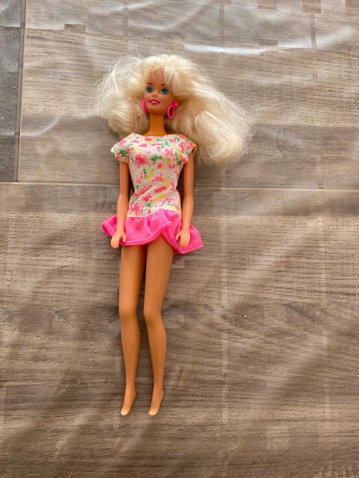 Barbie avec robe
