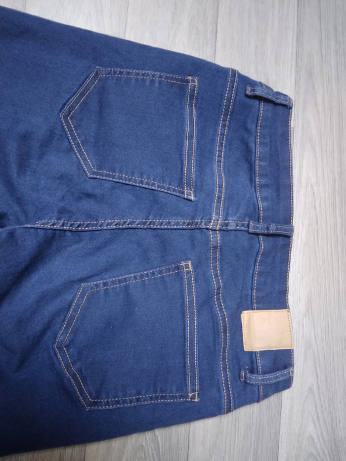 jeans femme T .36 - photo numéro 2