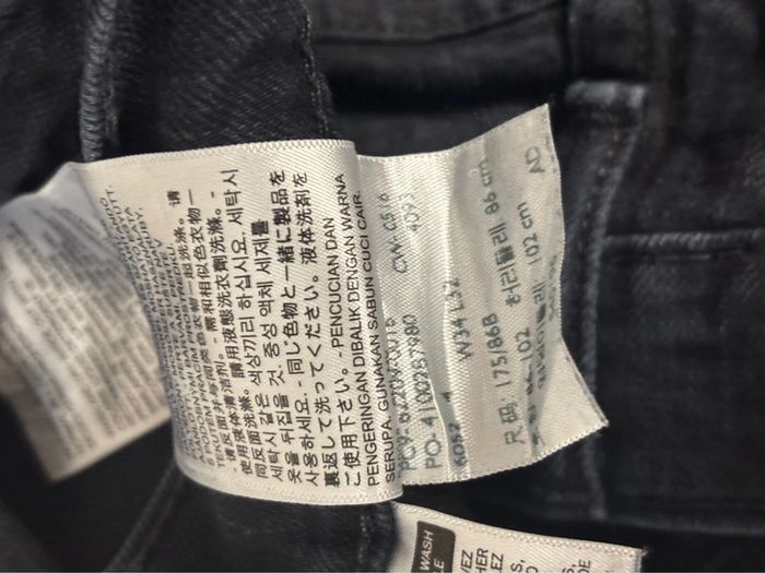 Jean Levi’s Slim Noir – Taille 34/32 - photo numéro 12