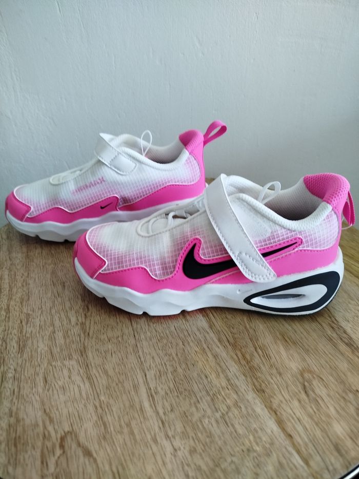 Baskets T 30 - photo numéro 3