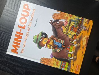 Mini loups les cow boys et les indiens