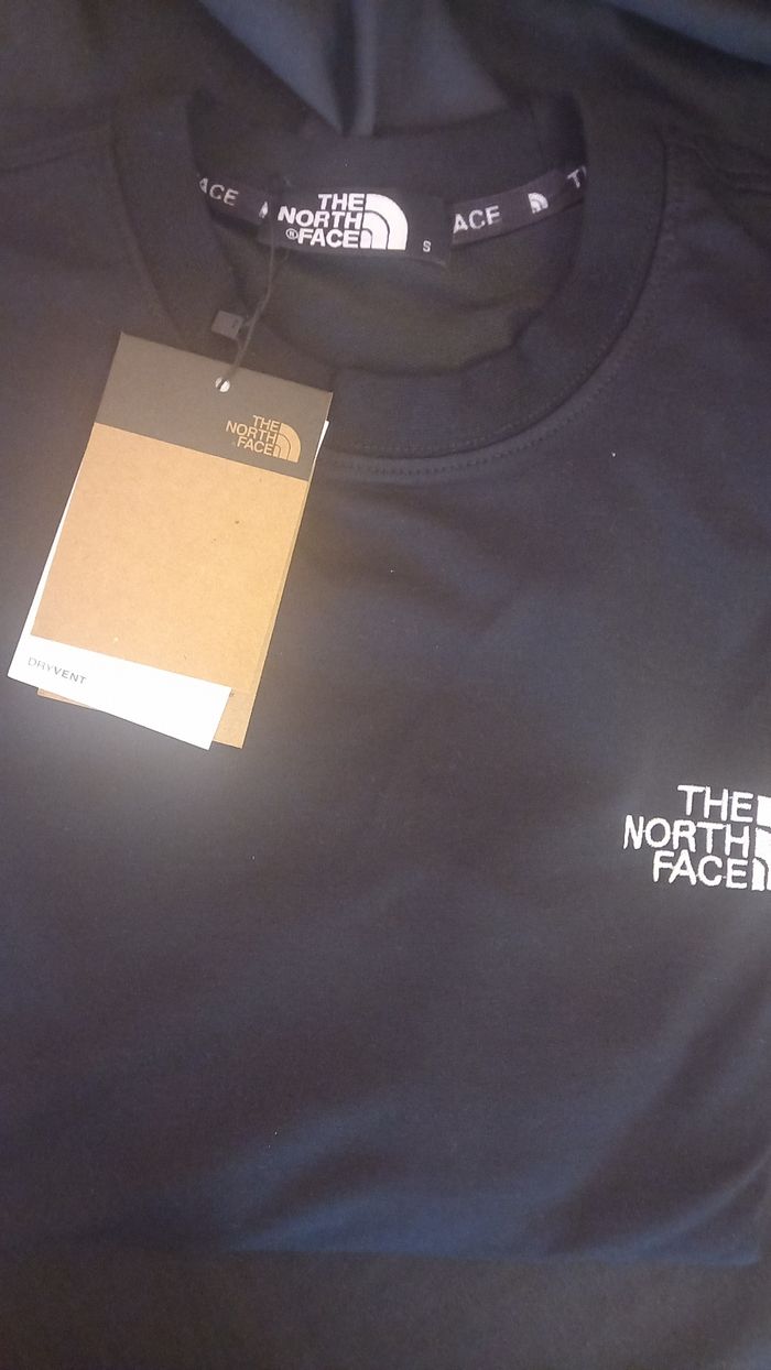 Sweat-shirt The North Face noir taille S - photo numéro 5