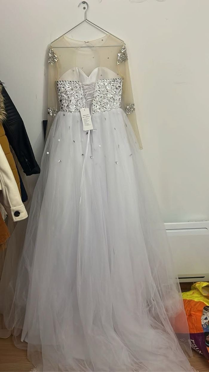 Robe de mariée - photo numéro 2