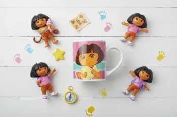 Mug Dora l'Exploratrice – Prête pour l'Aventure !