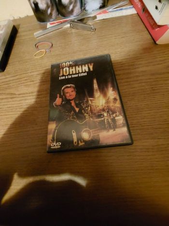 Dvd 100%Johnny live a la tour eiffel 