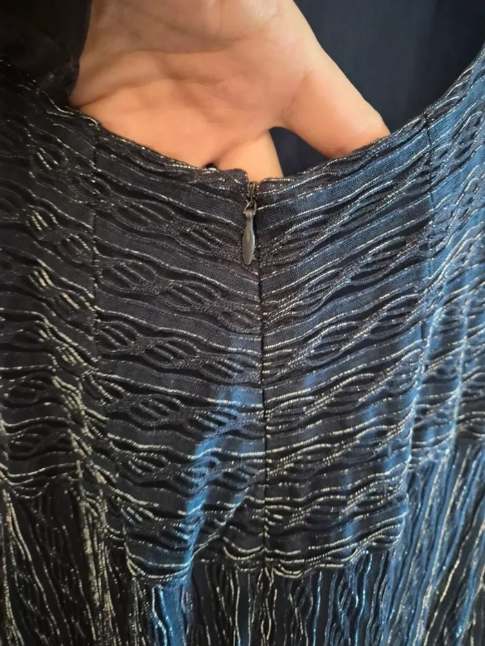 Robe de mariage bleue foncé brillante - photo numéro 6