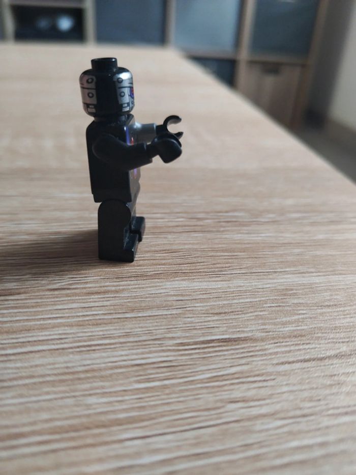 Lego ninjago Nindroid njo267 - photo numéro 5