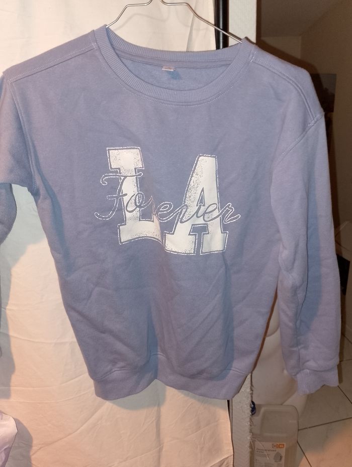 sweat shirt t11-12ans