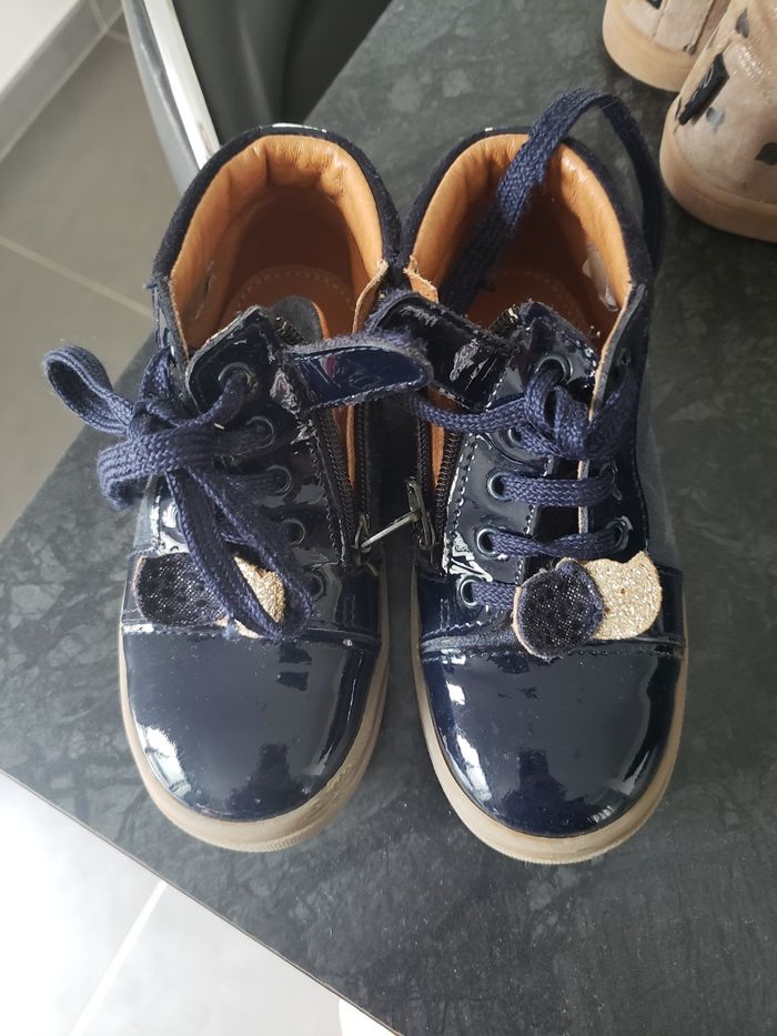 Chaussures GBB taille 25