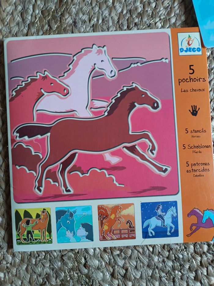 Pochoir chevaux Djeco - photo numéro 4