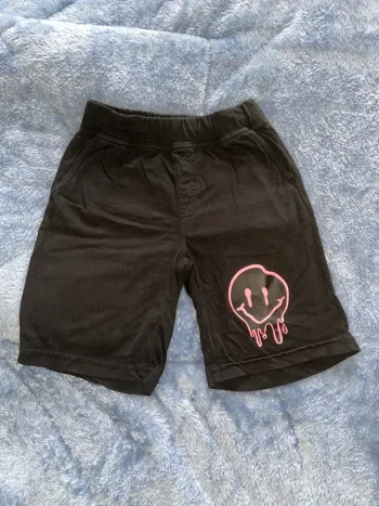 Short fin noir