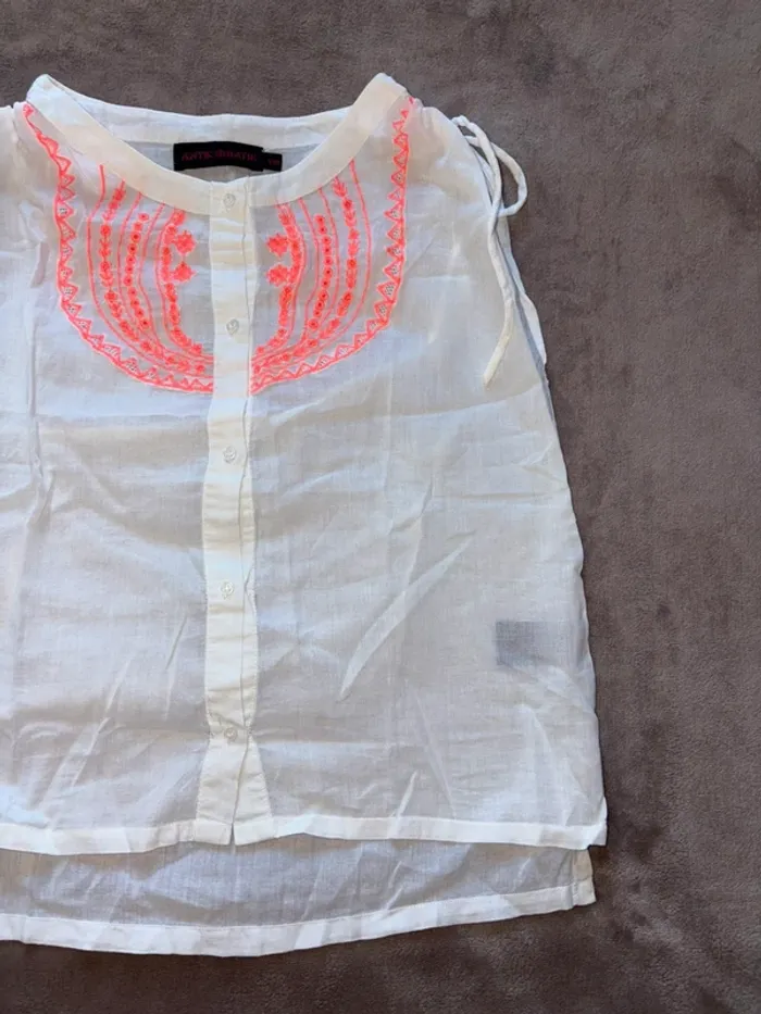 Chemise à manches courtes blanche fille taille 10 ans Antik Batik en très bon état - photo numéro 3