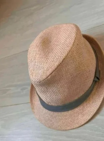 Chapeau  garçon H&M  taille  92cm  1/2 2  ans