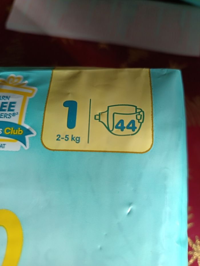 Couches pampers premium protection taille 1 - photo numéro 2