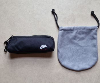 Trousse Nike Air + sac de rangement