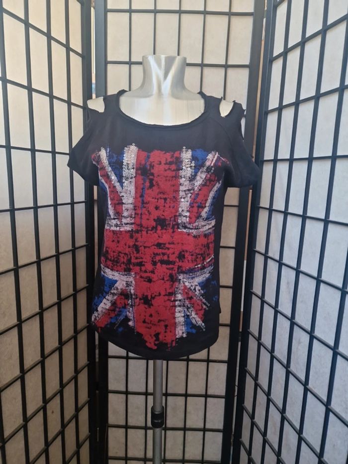 T shirt épaules denudees