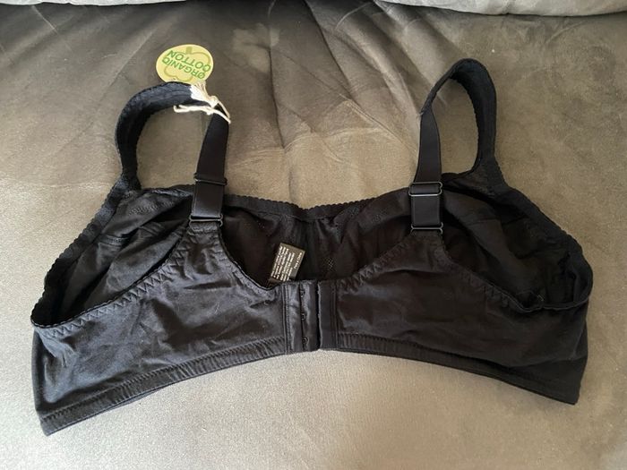 Soutien gorge noir 120E - photo numéro 2