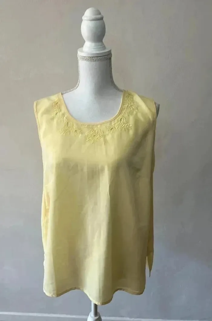 Débardeur jaune - Taille 46 - photo numéro 2