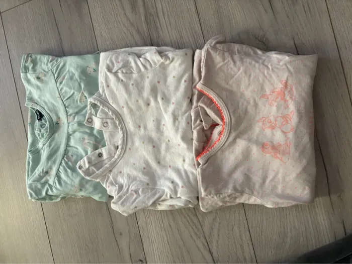 Lot vêtements 12 mois - photo numéro 10
