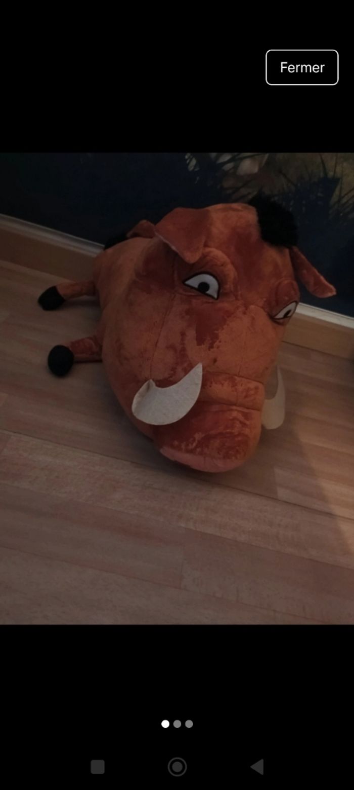 Grosse peluche Pumba