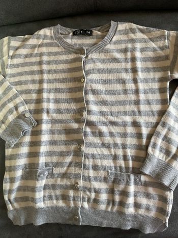 gilet écru et gris tex 7 - 8 ans  k