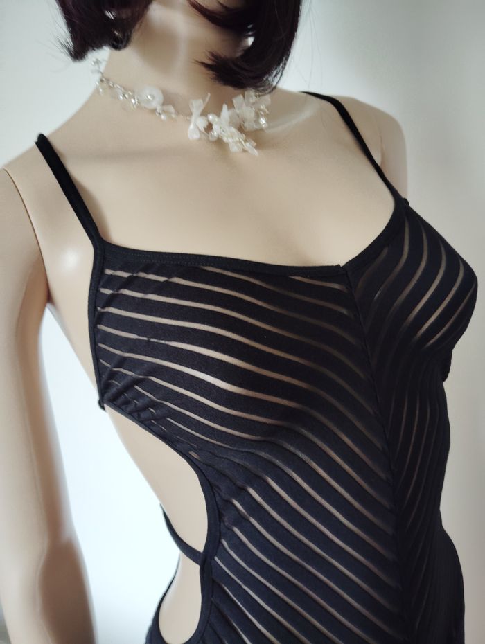 Nuisette noire transparente effet rayures & dos échancré / Taille S/M 36/38 - photo numéro 4