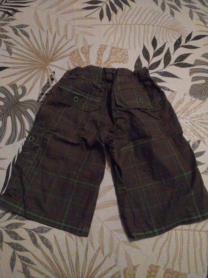 Short kaki Decathlon 8 ans - photo numéro 2