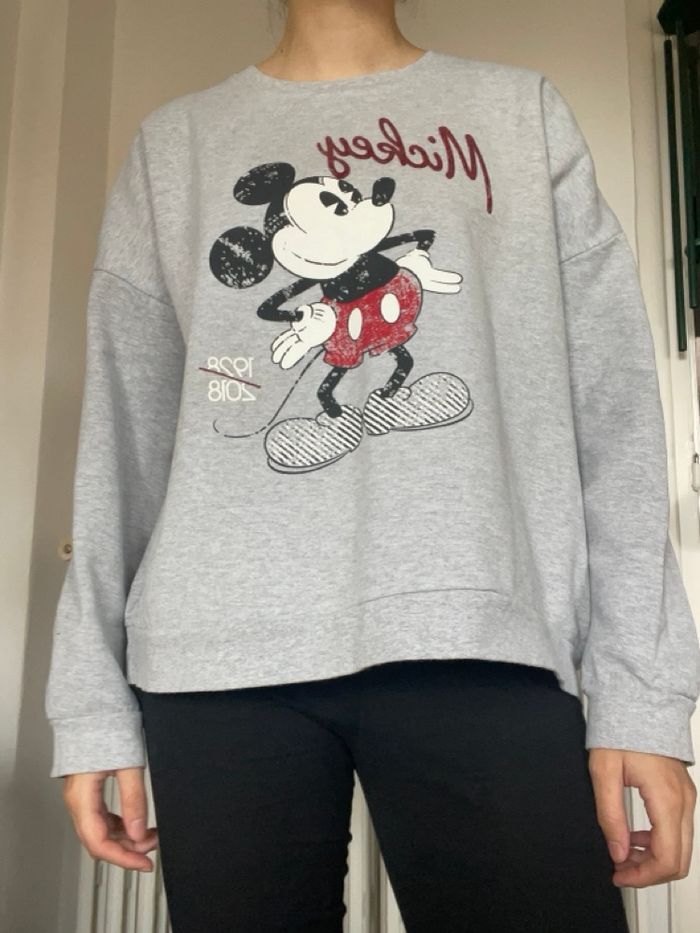 Sweat gris molletonné mickey mouse disney