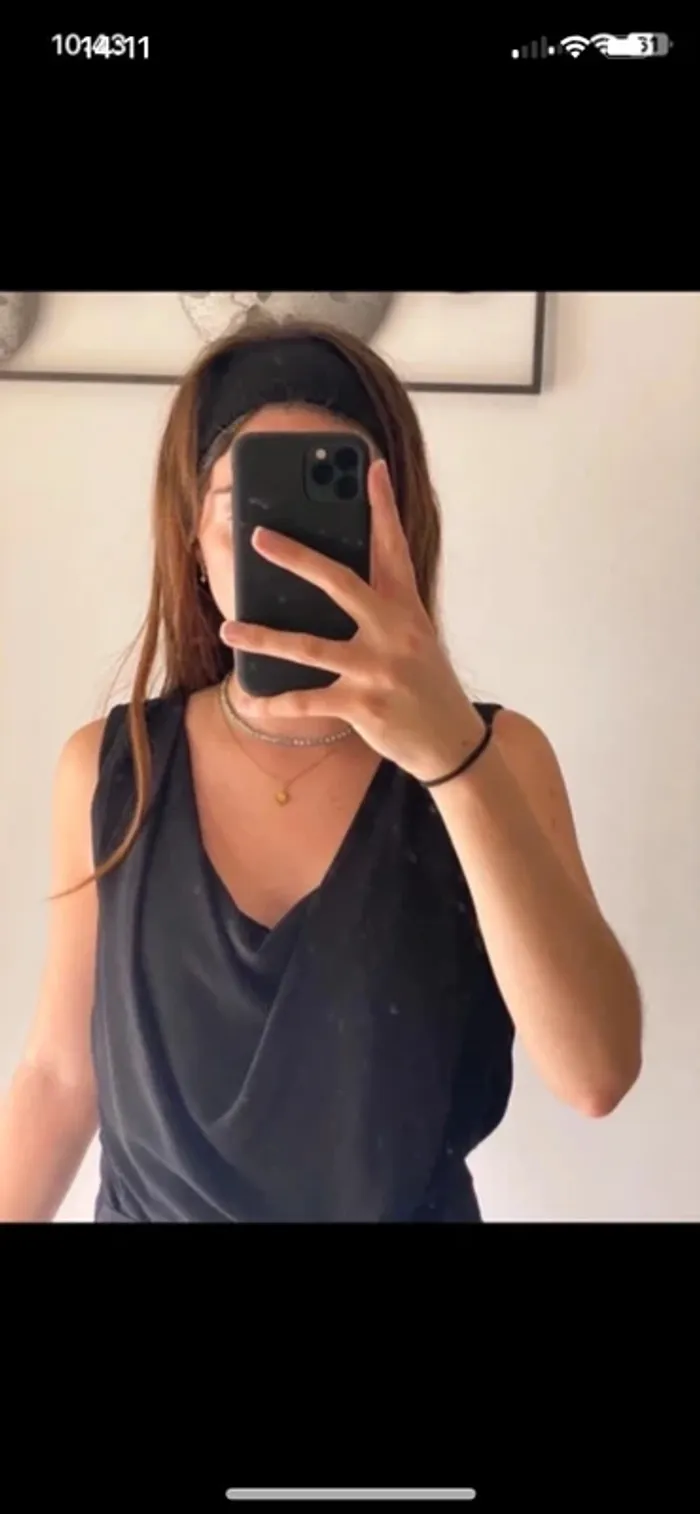 Robe noire - photo numéro 3