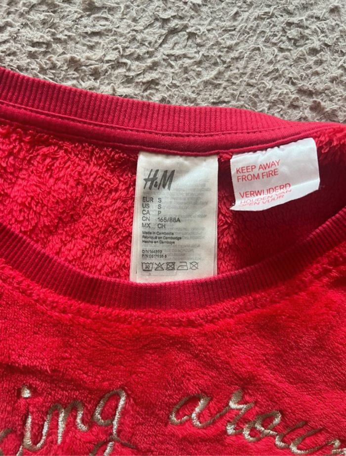 Sweat en polaire rouge - photo numéro 3