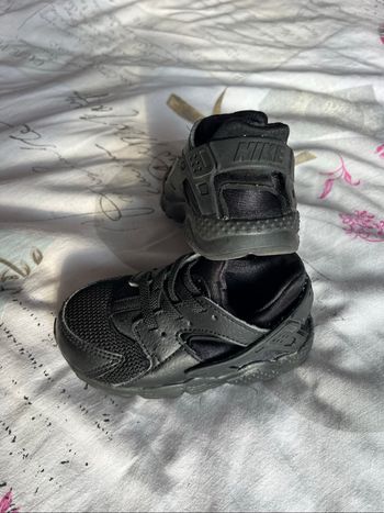 Huarache taille 22 Nike