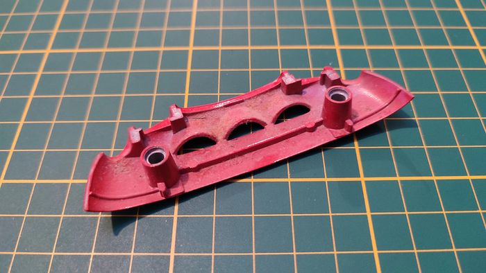 Pare-chocs avant pièce détachée Ferrari gto 1962 miniature maquette 1/18 1/18e burago #B34 - photo numéro 2