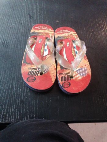 Tongs cars taille 26