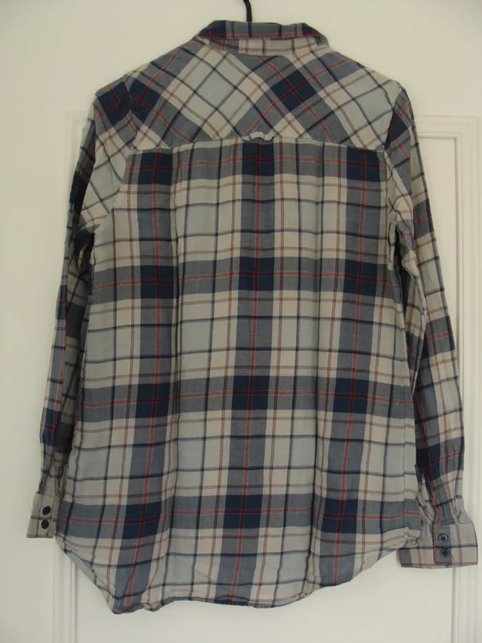 Chemise à carreaux - photo numéro 2