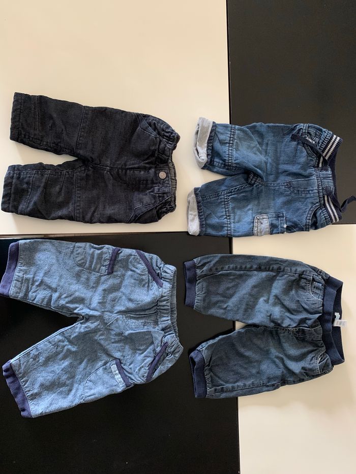 Lot de 4 pantalons / jeans chauds 6 mois